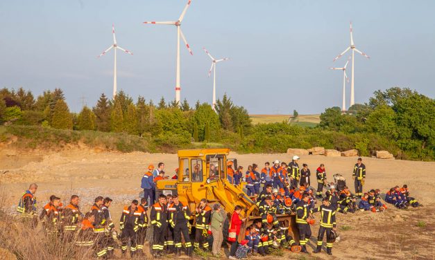 Übung der Jugend-Feuerwehren Bereich Mitte